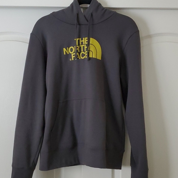 The North Face Sweatshirt - Picture 1 of 4